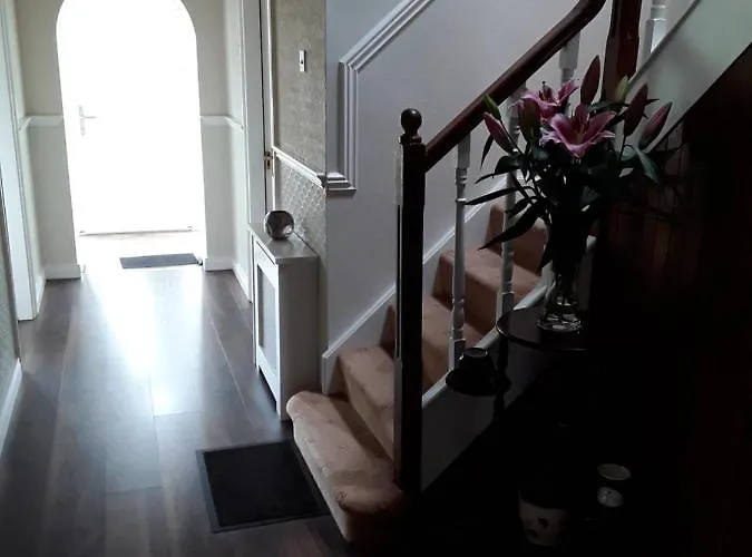 Guest house Greenmount 3*